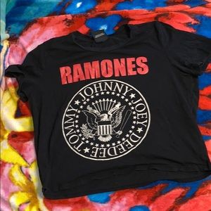 Cropped Ramones Band Tee